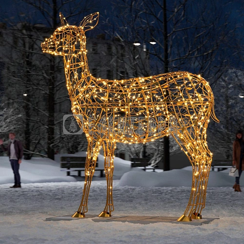 Олениха новогодняя золотая световая фигура